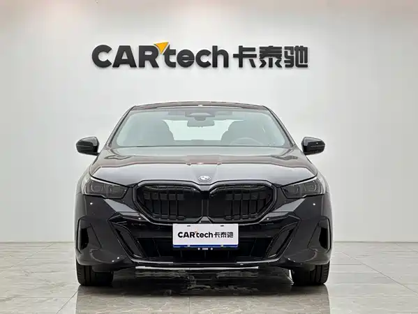 BMW 5 Series 2026