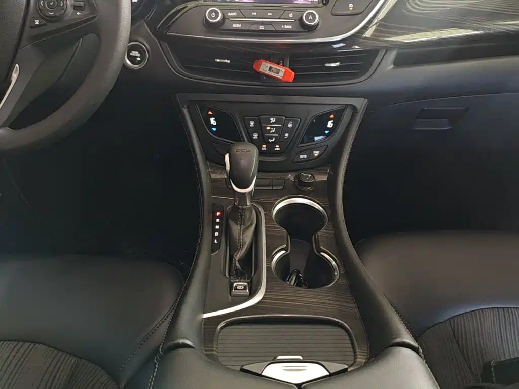 Buick Envision Plus 2021 — фото 14