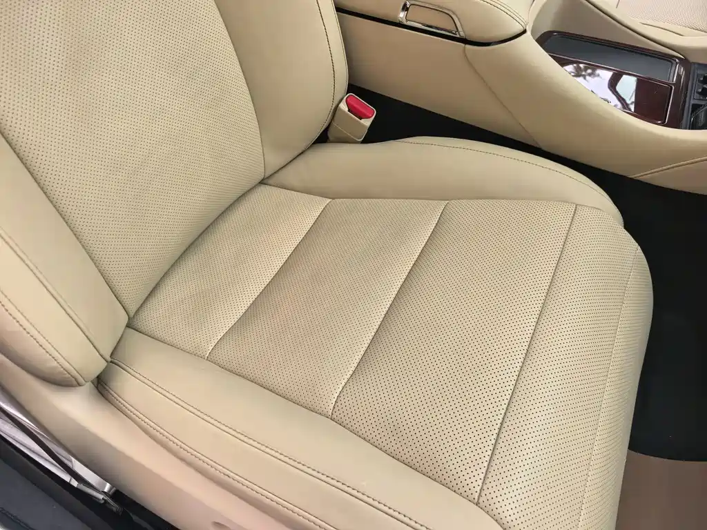 Toyota Alphard 2017 — фото 22