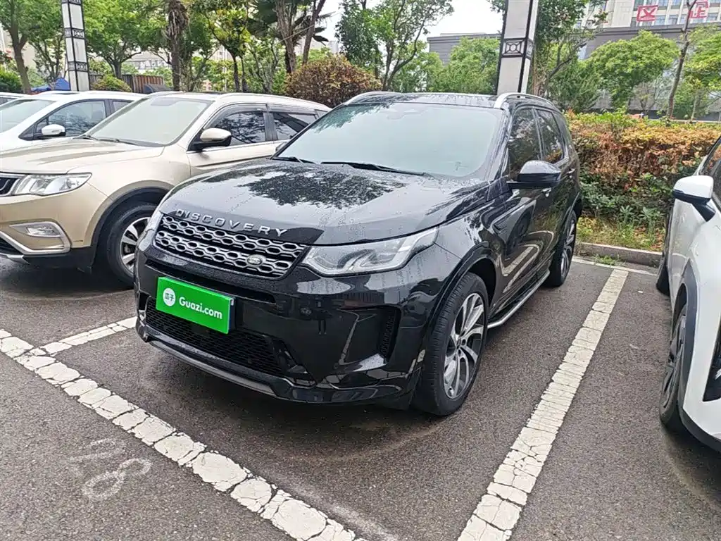 Land Rover Discovery Sport 2022 — фото 1