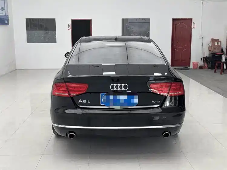 Audi A8 2013