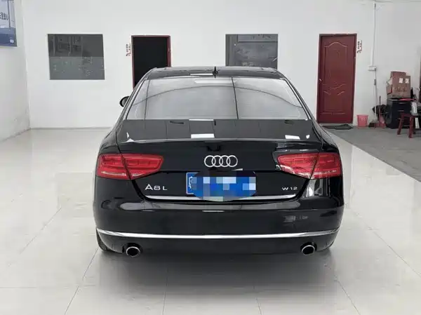 Audi A8 2013