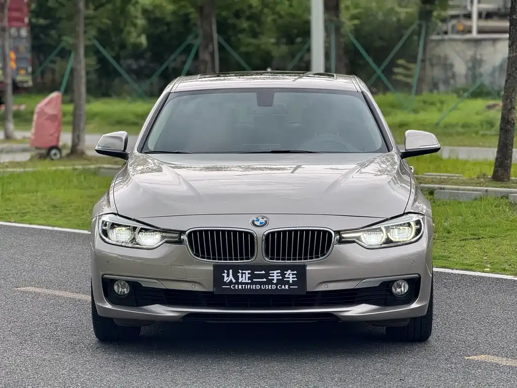 BMW 3 Series 2018 — фото 2