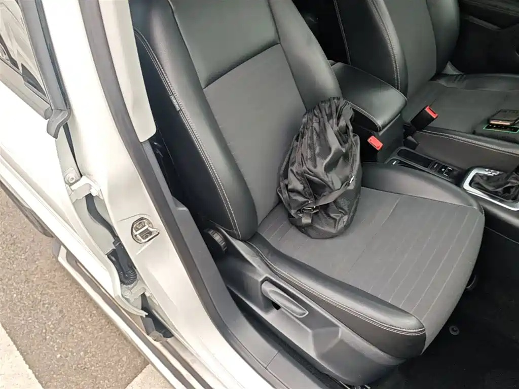 Volkswagen Tiguan 2018 — фото 25