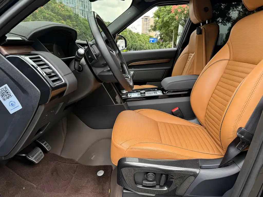 Land Rover Discovery 2018 — фото 8