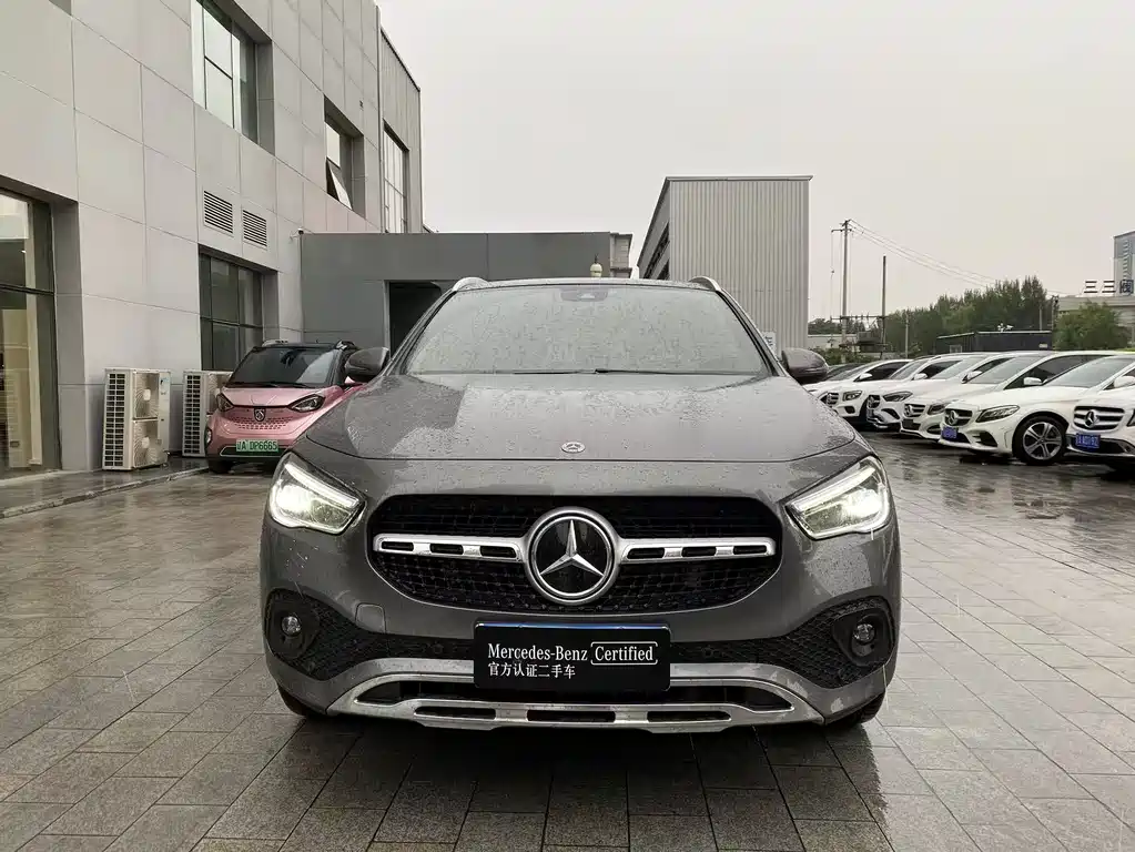 Mercedes-Benz GLA 2023