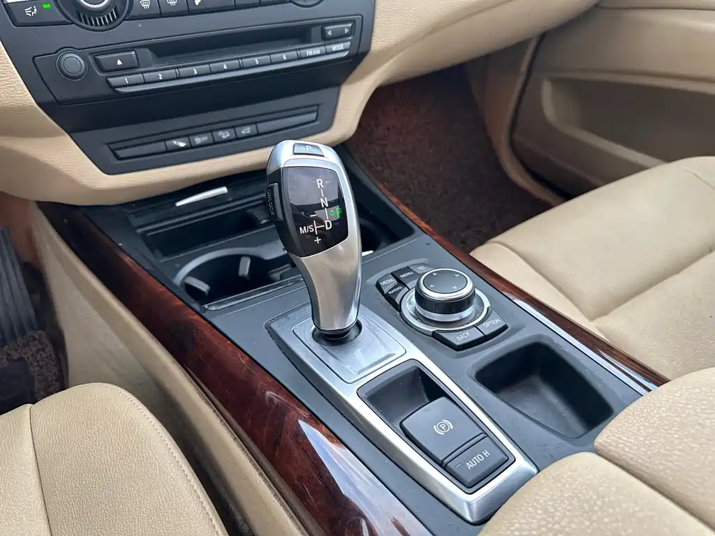 BMW X5 2013 — фото 19