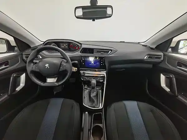 Peugeot 308 2018