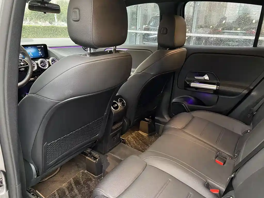 Mercedes-Benz GLA 2023
