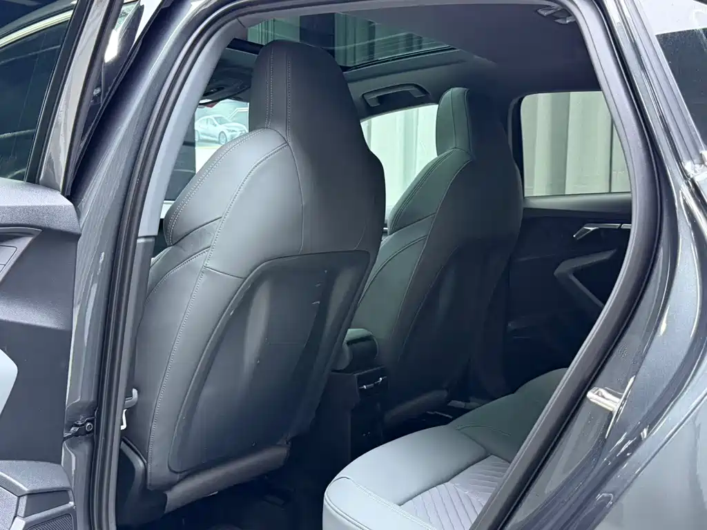 Audi A3 2022 — фото 17