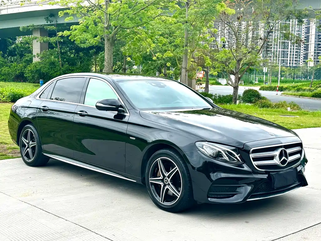 Mercedes-Benz E-Class 2020