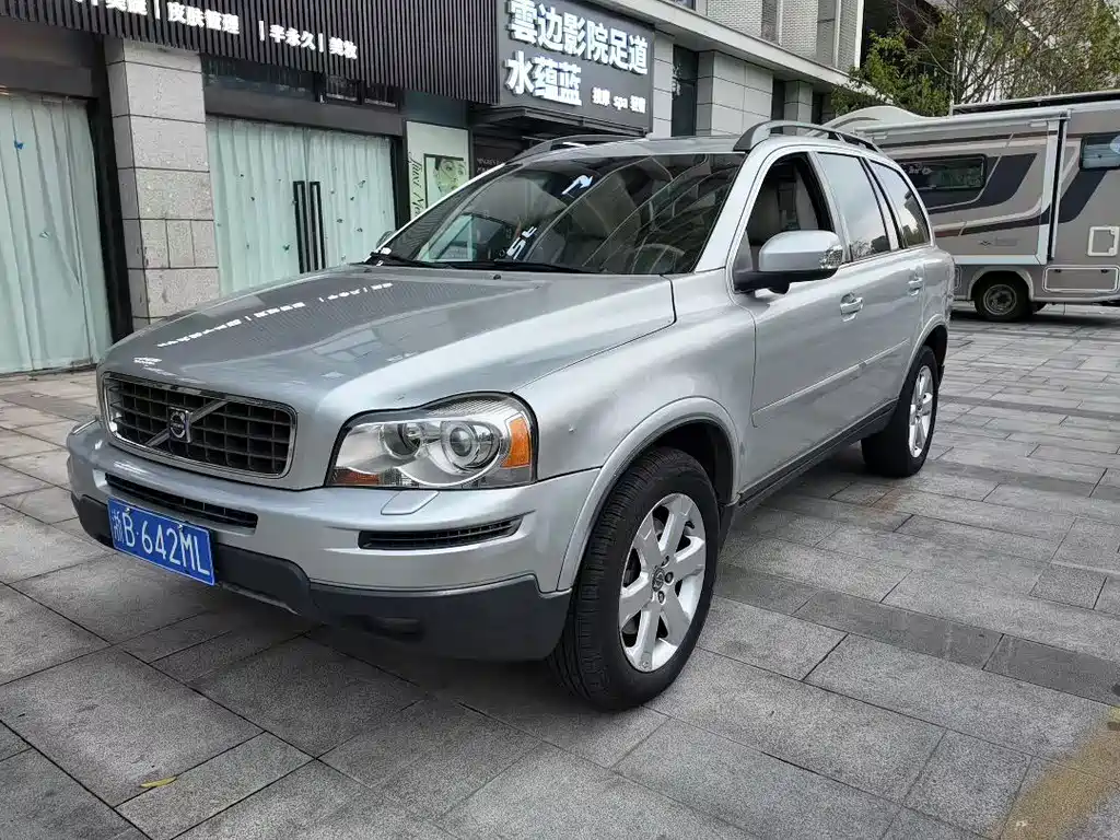 Volvo XC90 2009
