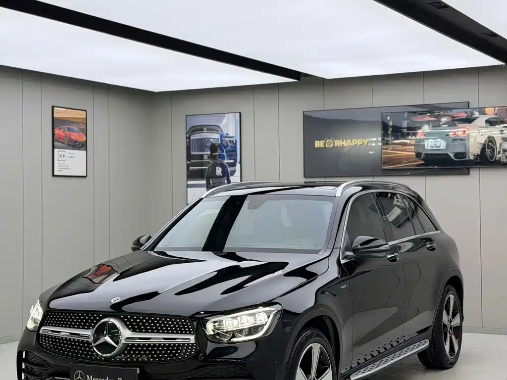 Mercedes-Benz GLC 2023 — фото 1