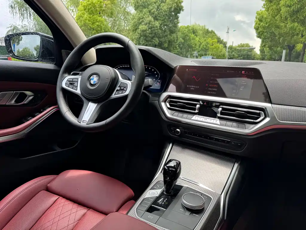 BMW 3 Series 2022 — фото 15