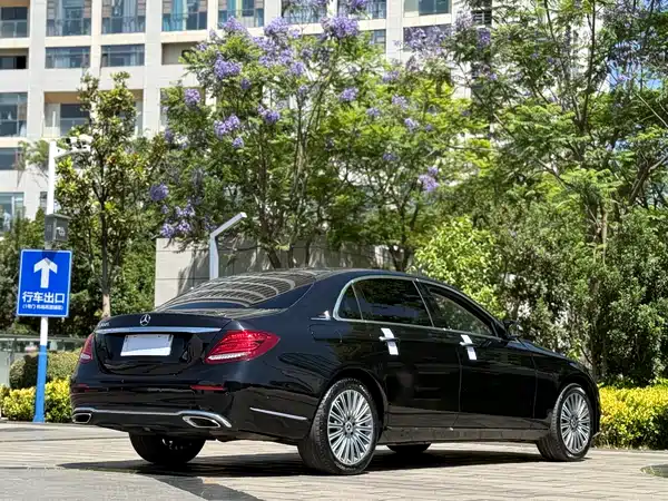 Mercedes-Benz E-Class 2020