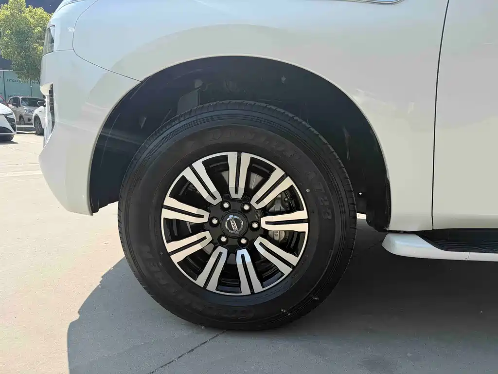 Nissan Patrol 2020 — фото 12