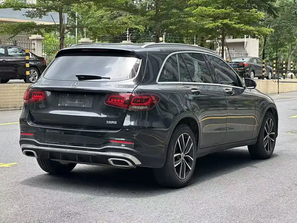 Mercedes-Benz GLC 2021 — фото 3