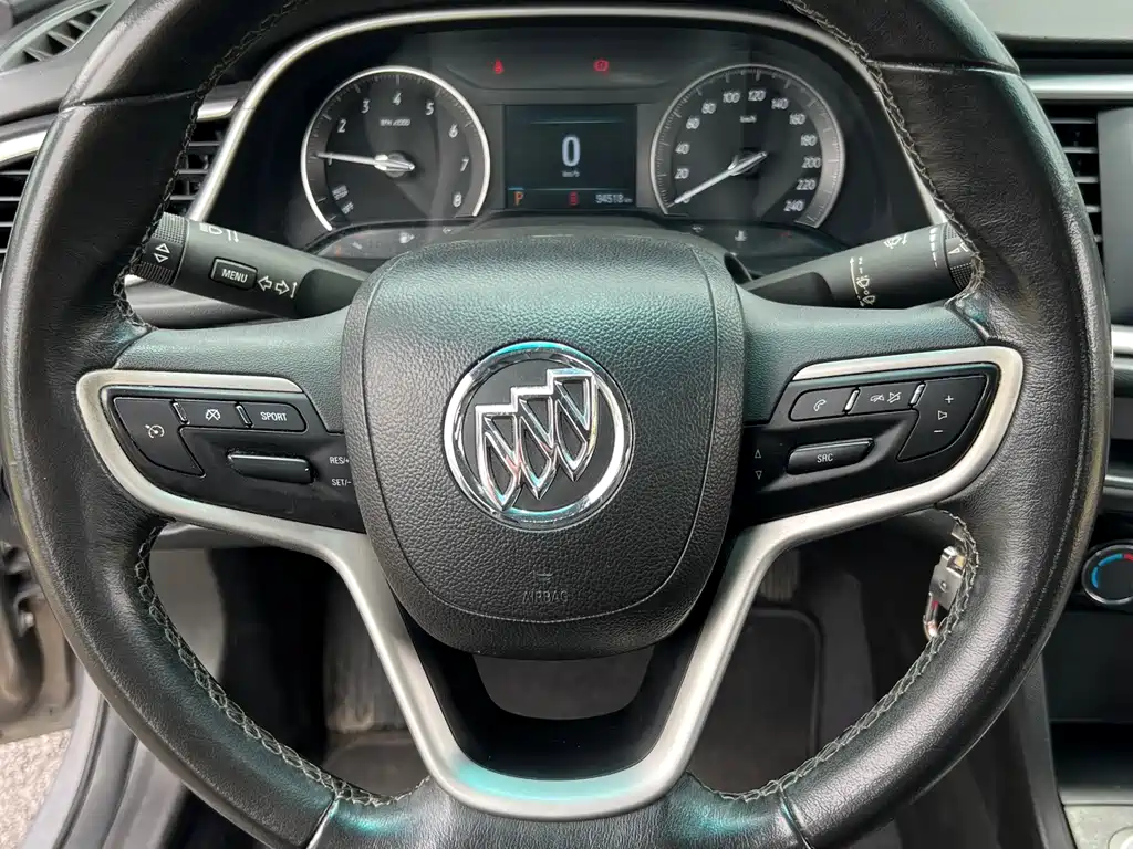 Buick Excelle 2018 — фото 10