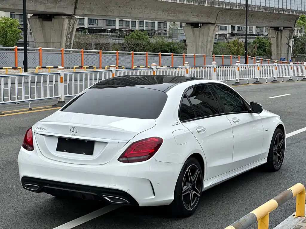 Mercedes-Benz C-Class 2021 — фото 15