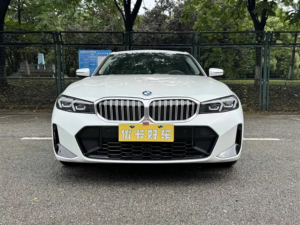 BMW 3 Series 2023