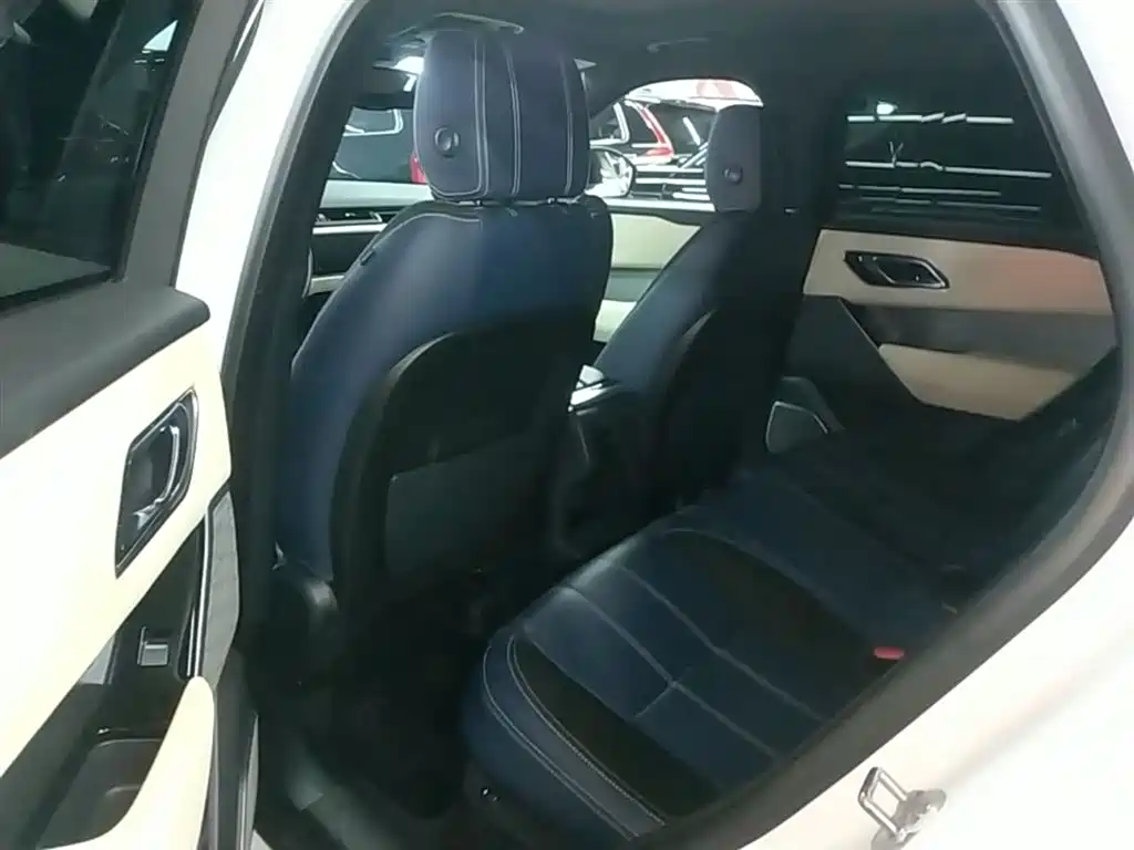Land Rover Velar 2019 — фото 17