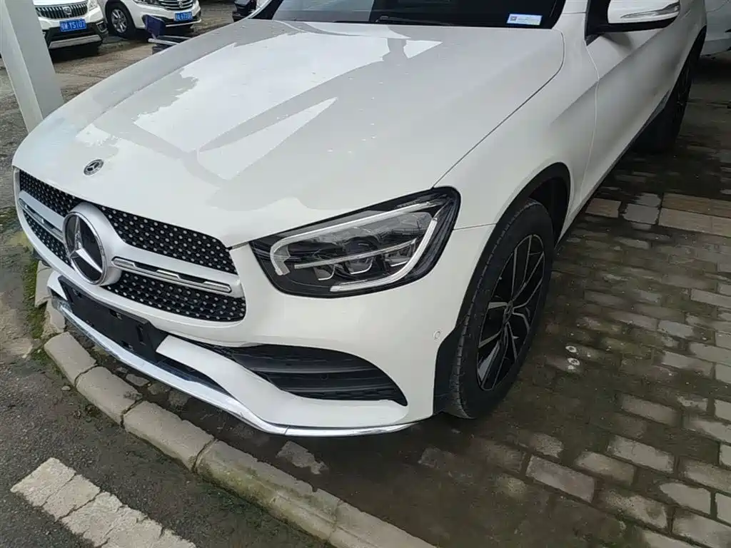 Mercedes-Benz GLC 2020 — фото 24