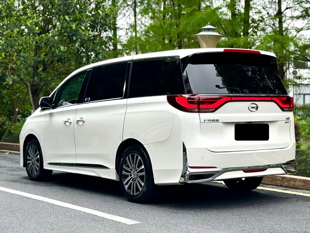 GAC Motor Trumpchi M8 2022 — фото 6