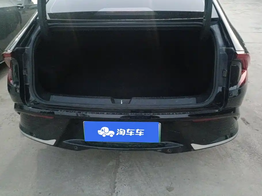Wuling Starlight 2024
