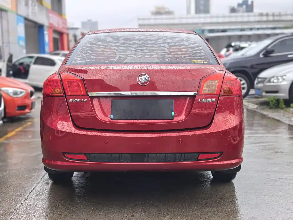Buick Excelle 2015 — фото 12