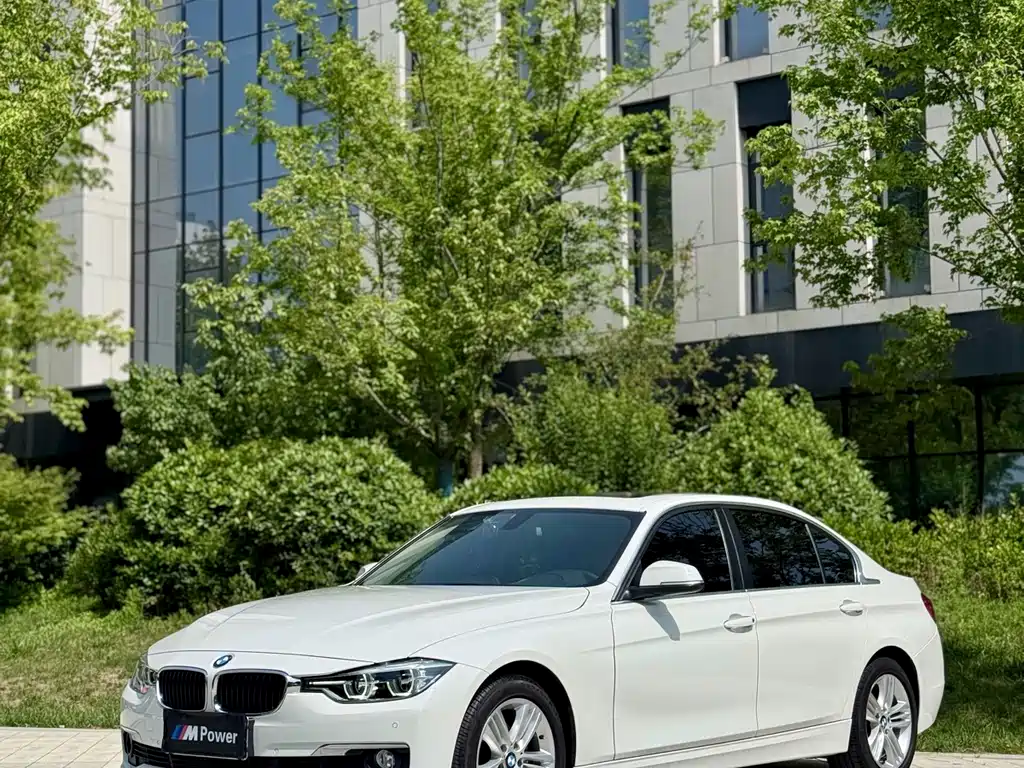 BMW 3 Series 2016