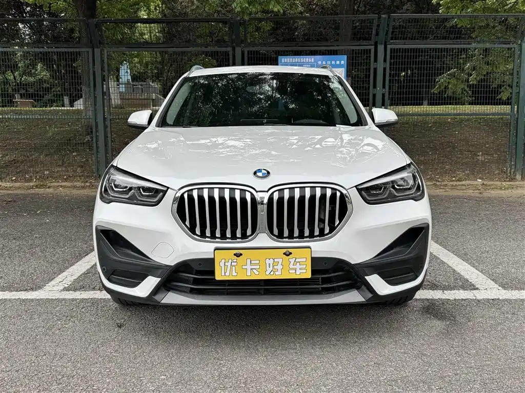 BMW X1 2021 — фото 2