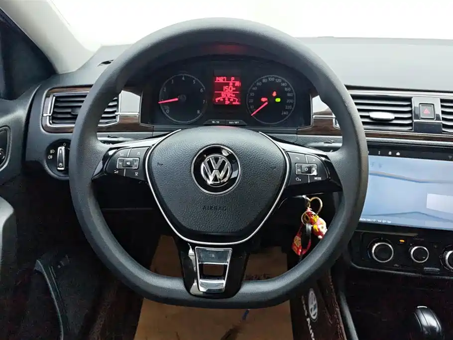 Volkswagen Santana 2019 — фото 15