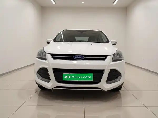 Ford Kuga 2016