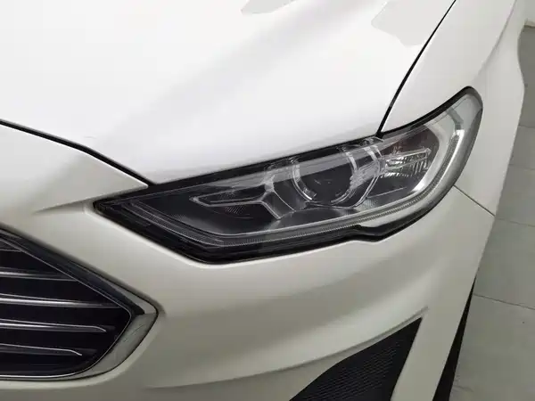 Ford Mondeo 2021