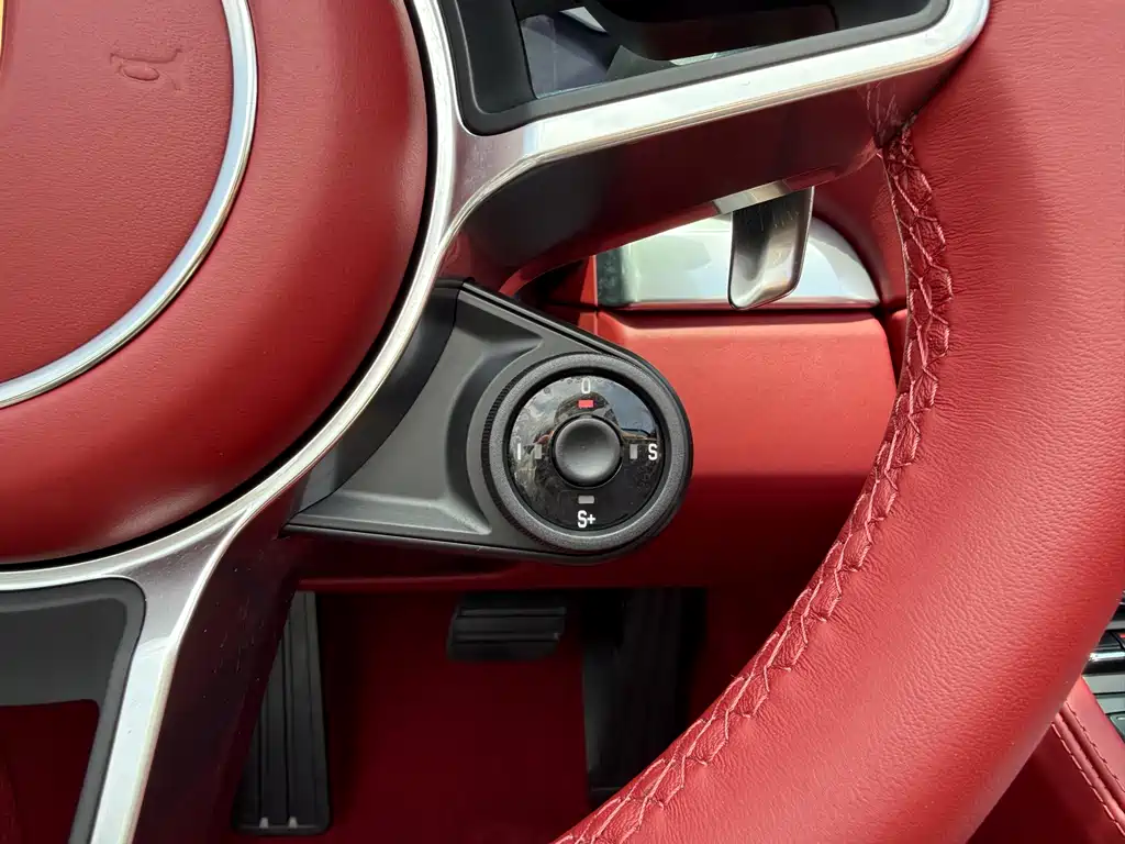 Porsche 718 2026 — фото 16