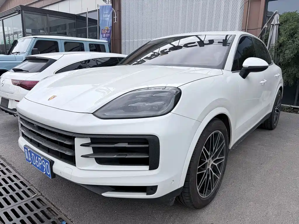 Porsche Cayenne 2024