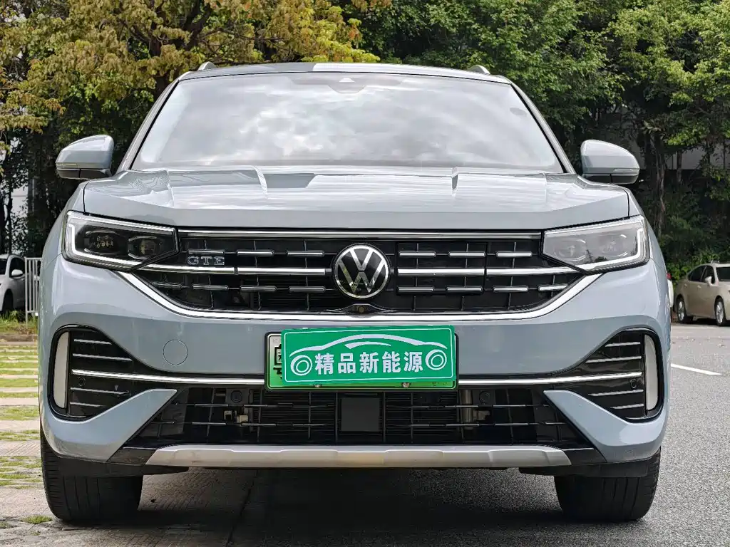 Volkswagen GTE PHEV 2022 — фото 2