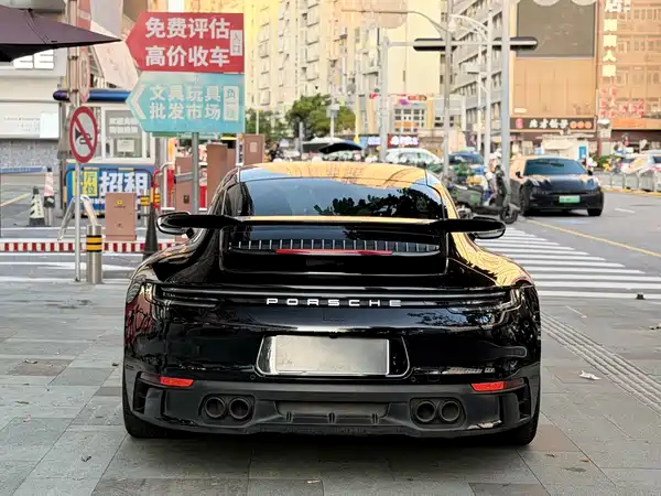 Porsche 911 2024