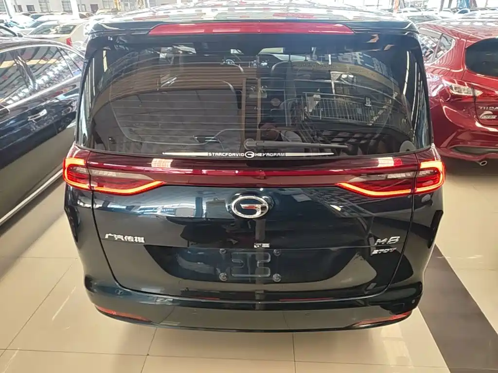 GAC Motor Trumpchi M6 2022 — фото 6