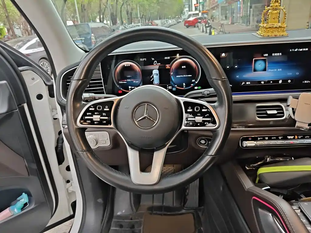 Mercedes-Benz GLE 2021 — фото 3