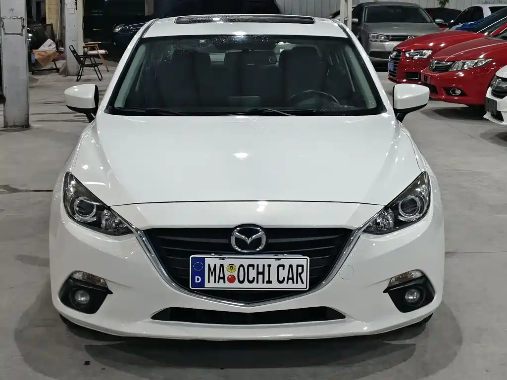 Mazda 3 Axela 2017 — фото 2