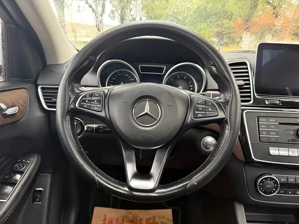 Mercedes-Benz GLE Coupe 2016 — фото 19