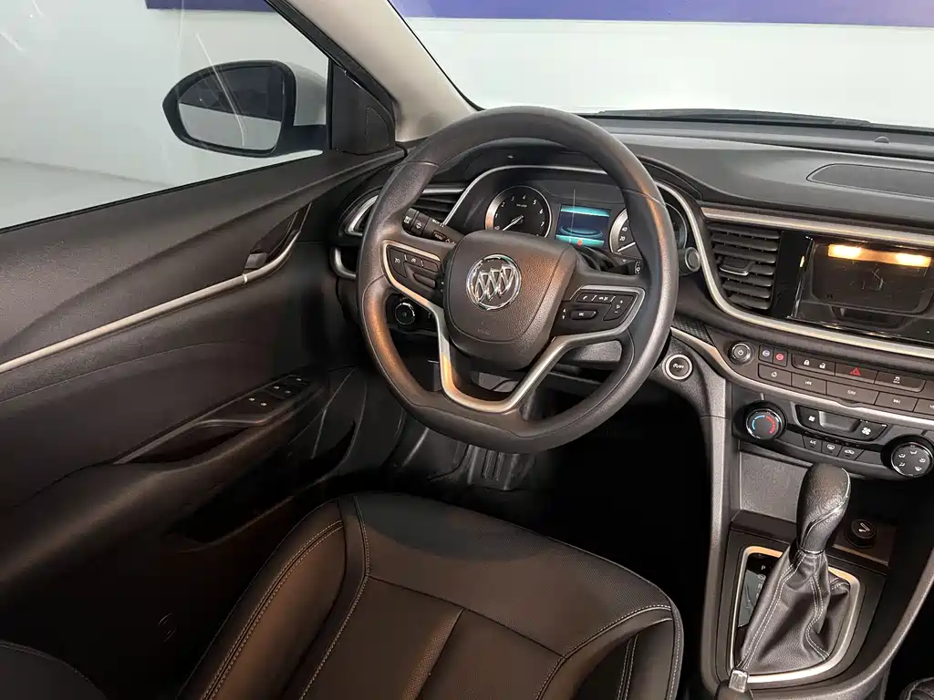 Buick Excelle 2021 — фото 12