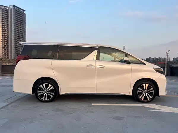 Toyota Alphard 2018