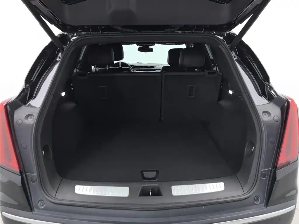 Cadillac XT5 2021 — фото 16