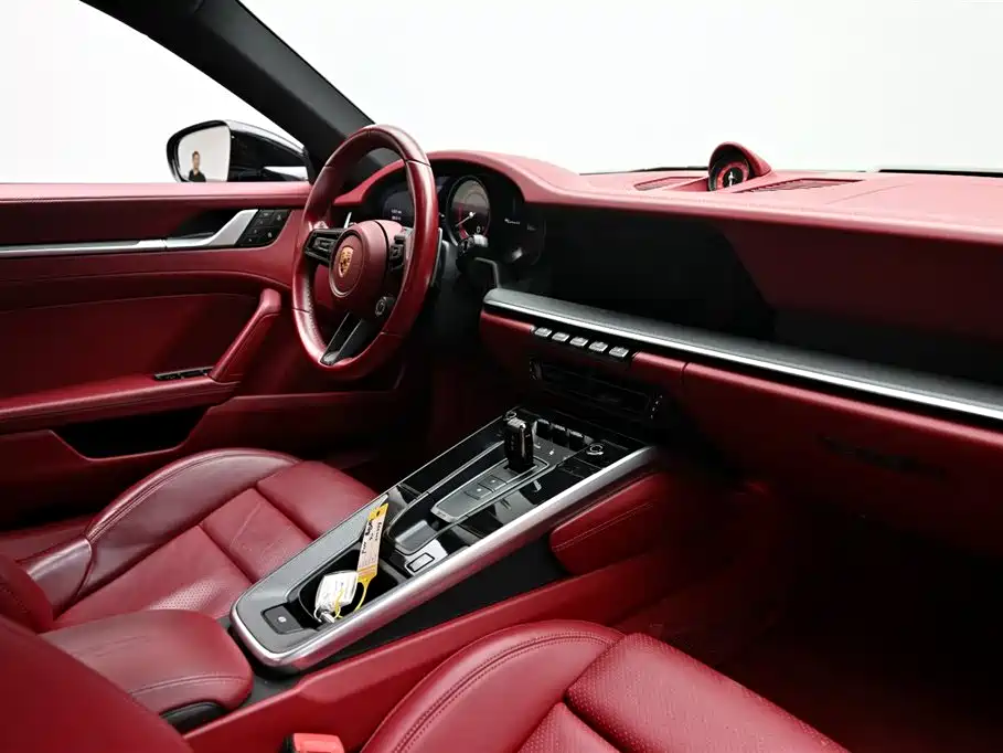 Porsche 911 2023 — фото 11