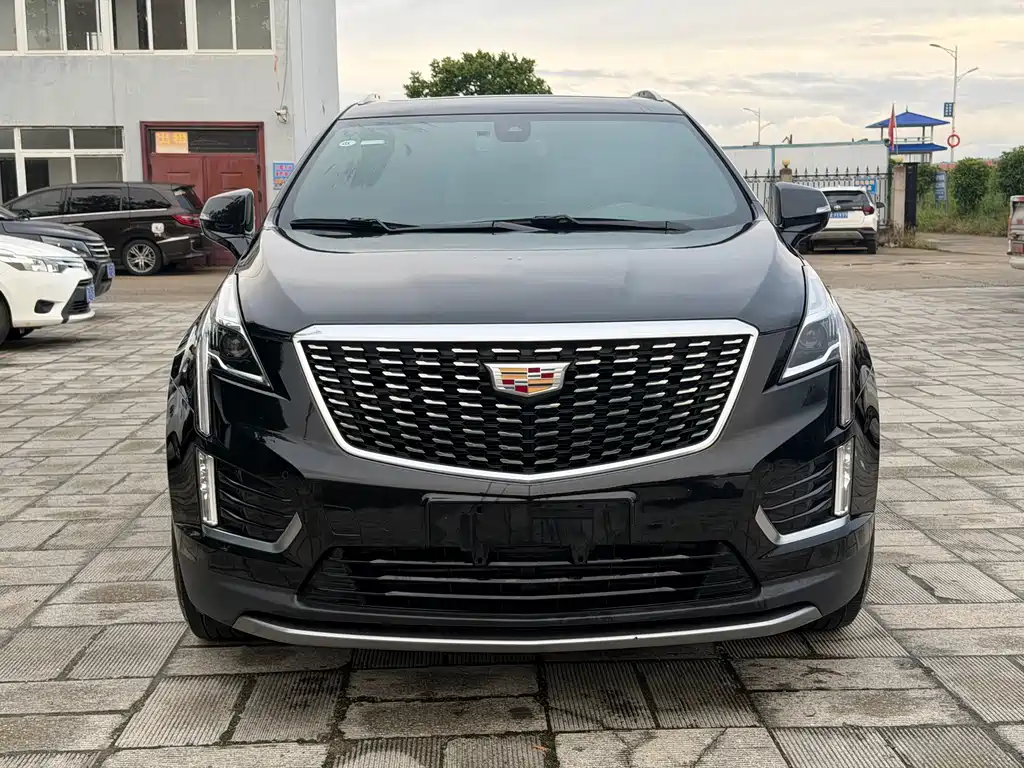 Cadillac XT5 2023 — фото 2