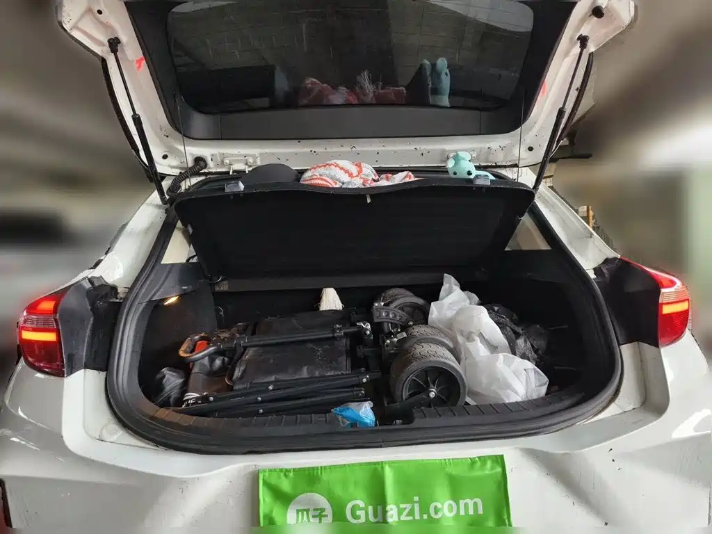 Geely Emgrand GS 2019 — фото 10