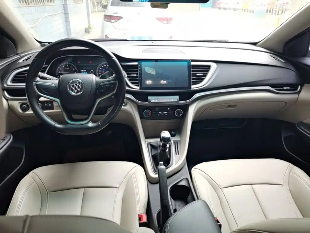 Buick Excelle 2018 — фото 10