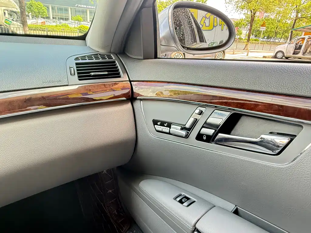 Mercedes-Benz S-Class 2007 — фото 12